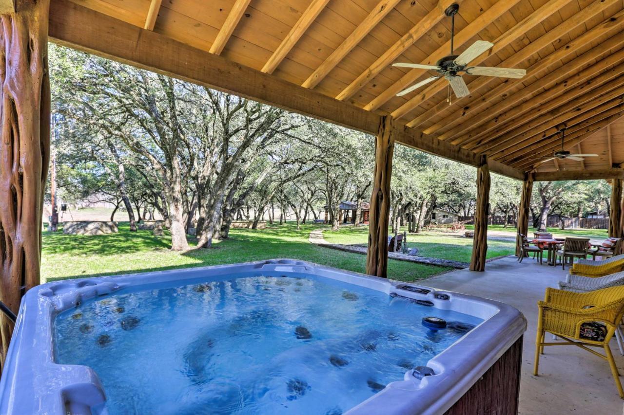 Riverfront Blanco Home With Shaded Porch And Hot Tub Dış mekan fotoğraf