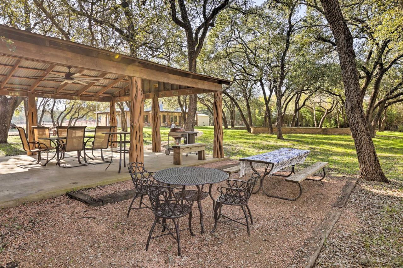 Riverfront Blanco Home With Shaded Porch And Hot Tub Dış mekan fotoğraf