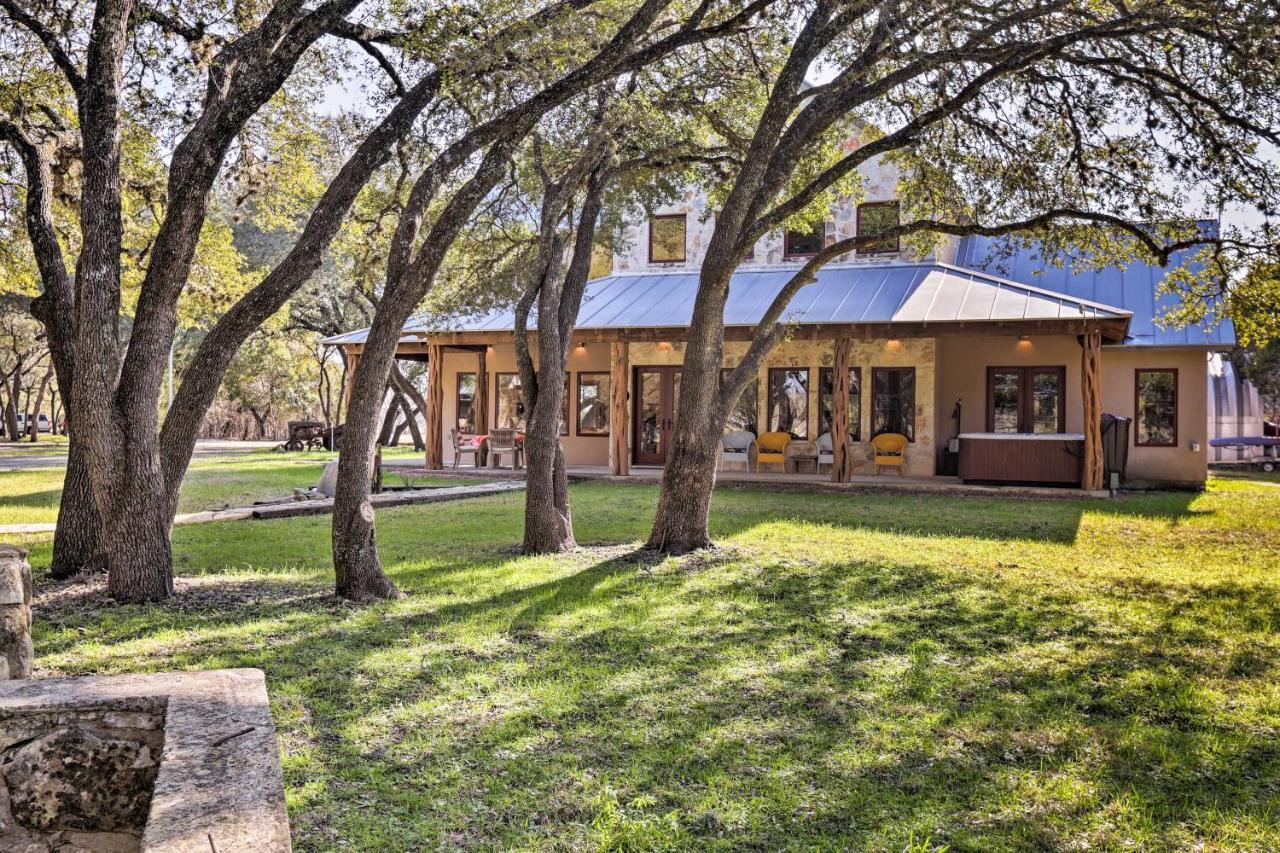 Riverfront Blanco Home With Shaded Porch And Hot Tub Dış mekan fotoğraf